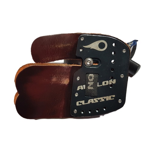 Avalon Classic Finger Tab